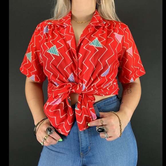❗️SOLD❗️80s Alfred Dunner Red Geometric Button Up Top - Picture 1 of 12